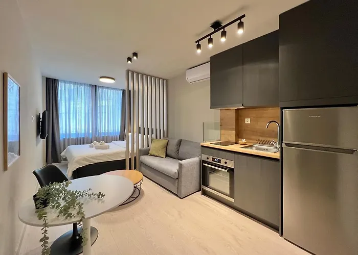 Aura V6 By Halu! * Thessaloniki